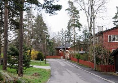 Oslo,_Holsteinveien-1